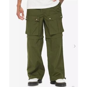 Hot Topic Men’s Green Cargo Zip-Off Convertible Pants To Shorts Green 34x32